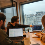 Software House Kraków: projektowanie API-first i mikroserwisów dla szybkiego skalowania produktu