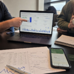 Jak mierzyć ROI programów lojalnościowych w 2026 roku: metryki, case studies i frameworki oceny